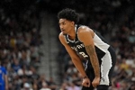 哈珀季后赛单场砍至少24分10板6助7断 NBA历史首人